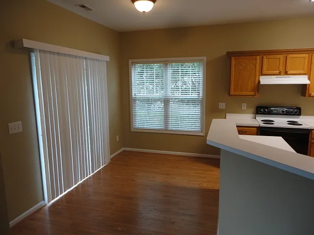 8316 Neuse Lawn Rd — Photo 6