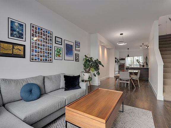 3rd image of 909 Clarke Rd #5