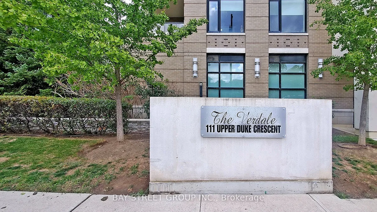 Building Photo - 111 Upper Duke Cres #904