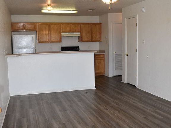 2nd image of 221 W Dove Ln APT 207