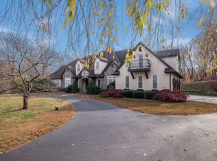 23 Meadowlark Rd, Lyme, CT 06371