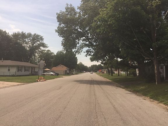 5th image of 545 Park Ln