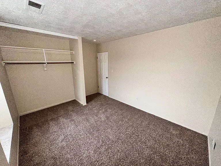 671 Western Hills Dr SE — Photo 15