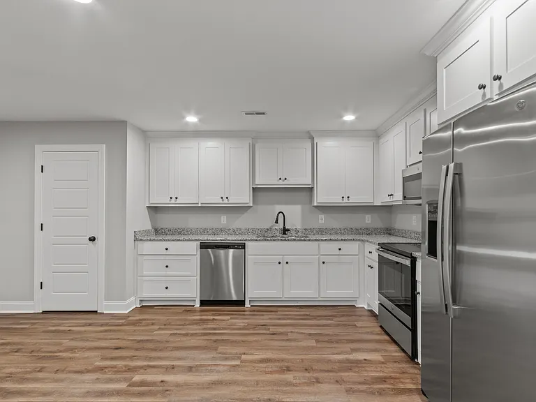 Lucas Ferry Townhomes — Photo 21
