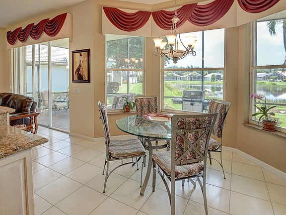 5th image of 11657 Castellon Ct
