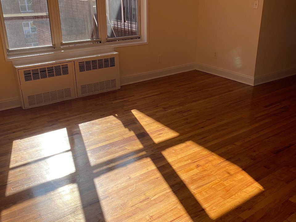 1st image of 14355 41st Ave #606