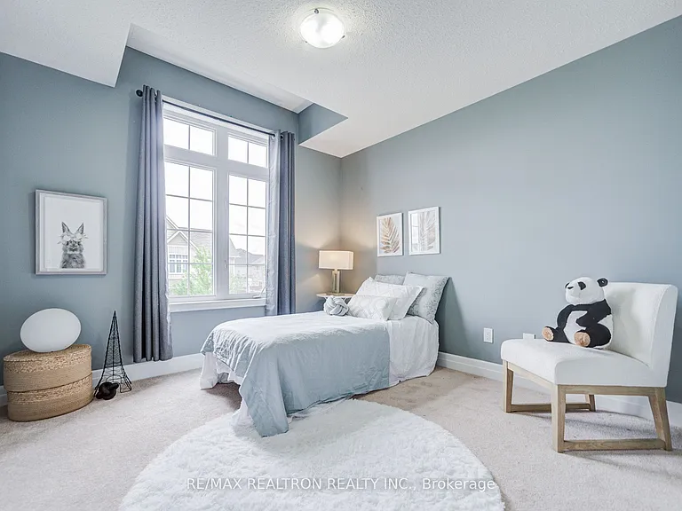 48 Robert Wilson Cres — Photo 26