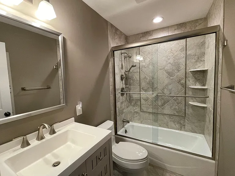 36 Coachlight Dr #36 — Photo 11