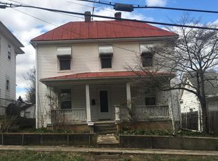 215 8th St, Vinton, VA 24179