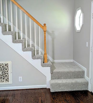3rd image of 305 Oakdale Dr