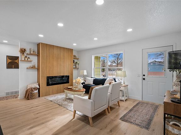 4th image of 8851 W 86th Avenue
