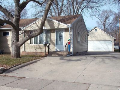 676 14th St NE, Mason City, IA, 50401