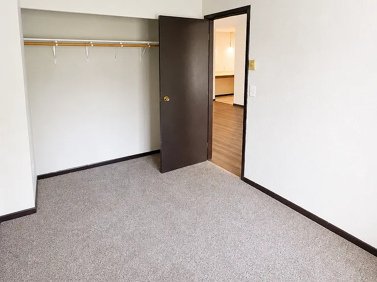 812 Hills Ave #N205 — Photo 4