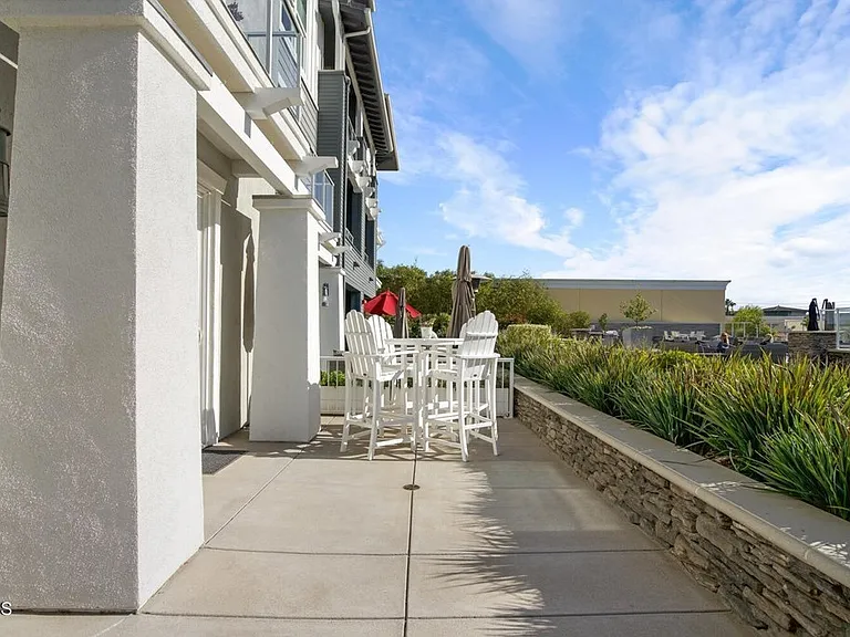 Tradewinds Dr — Photo 6