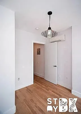 Rented by Signature Property Realty | media 16