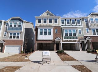 1008 Brookville Ln, Durham, NC 27703