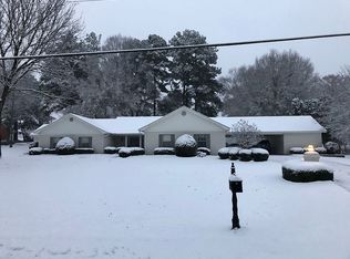 105 Airpark Dr, Philadelphia, MS 39350