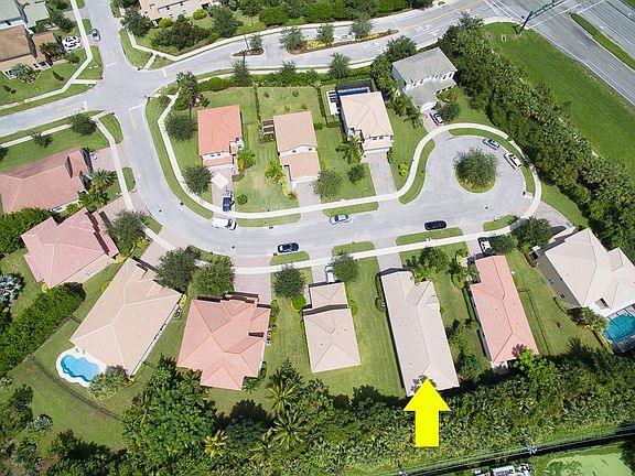 4th image of 6144 SE Crooked Oak Ave