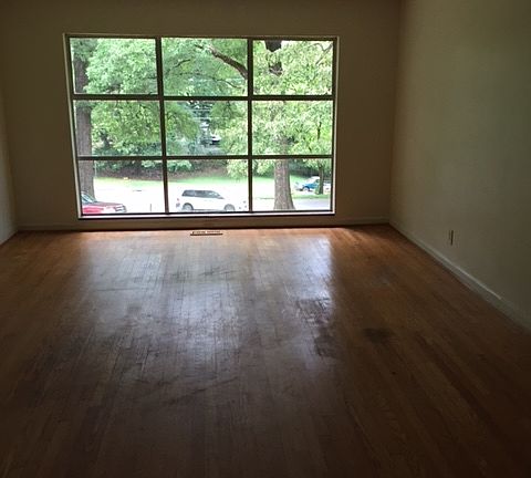 3rd image of 713 Belvoir Ave