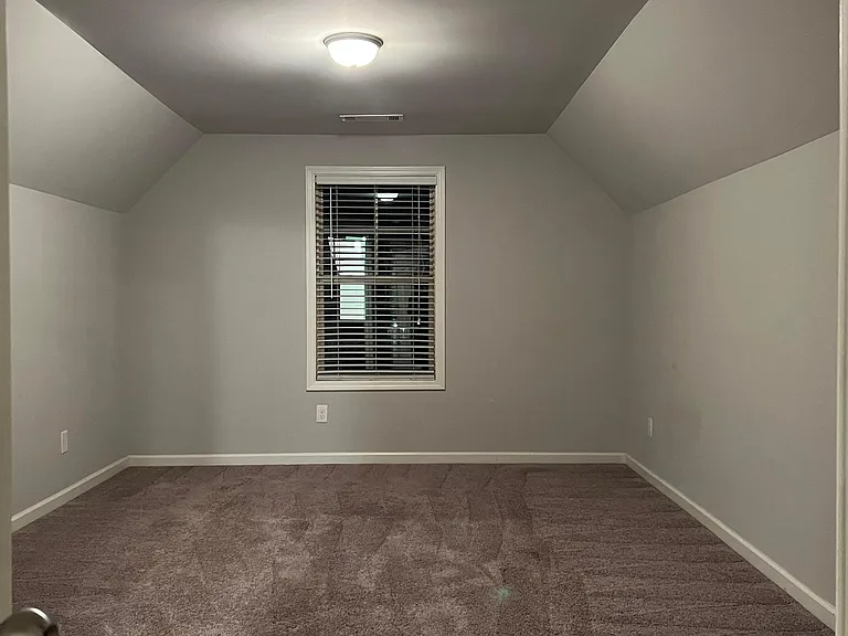 7581 Silk Tree Point — Photo 17