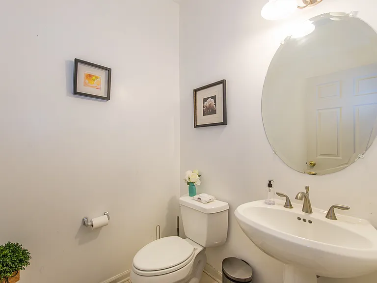 30 Emily Pl — Photo 22