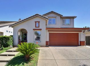 9669 Flame Tokay Way, Elk Grove, CA 95624