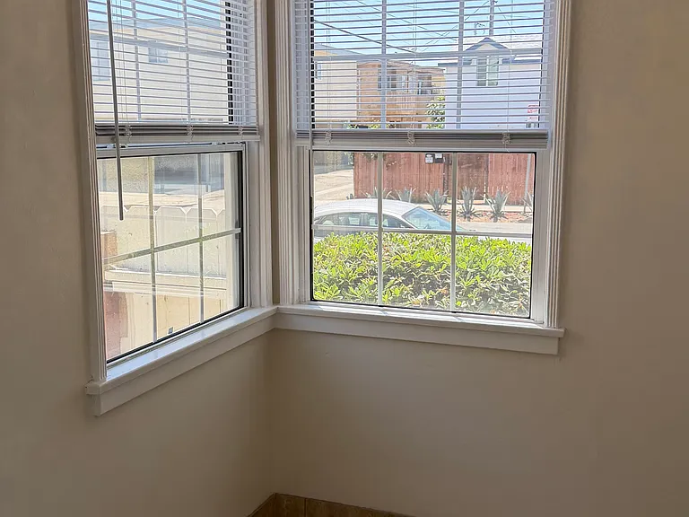 3850 Wade St — Photo 18