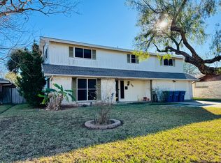 206 Ghent Pl, Portland, TX 78374