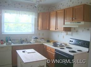 5th image of 71 Hazelwood Ave