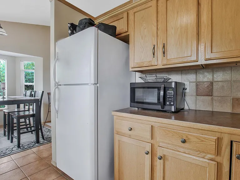 2314 N Shefford Cir — Photo 11
