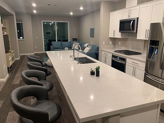 2nd image of 163 Agustin Narvaez St #2