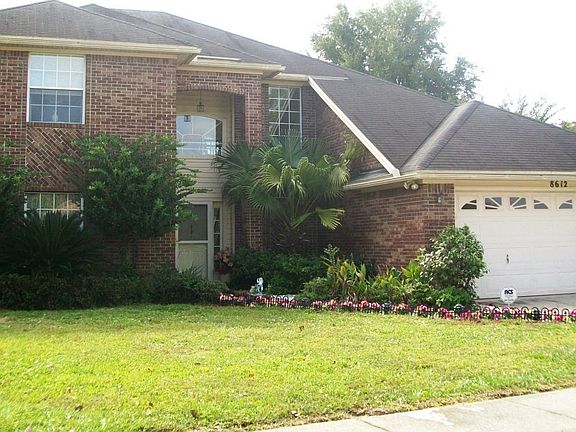3rd image of 8612 Shauna Oaks Cir S