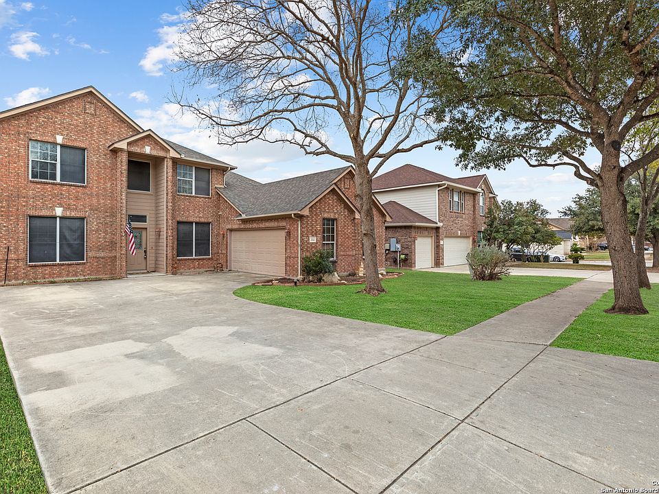 1st image of 266 ROYAL TROON DR
