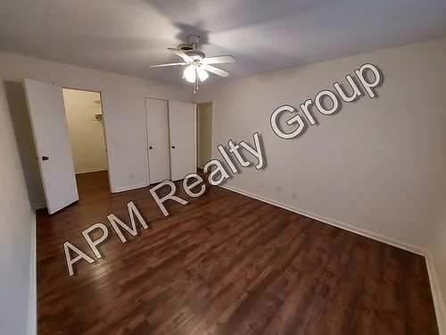 721 Deerwood St #E Photo 1