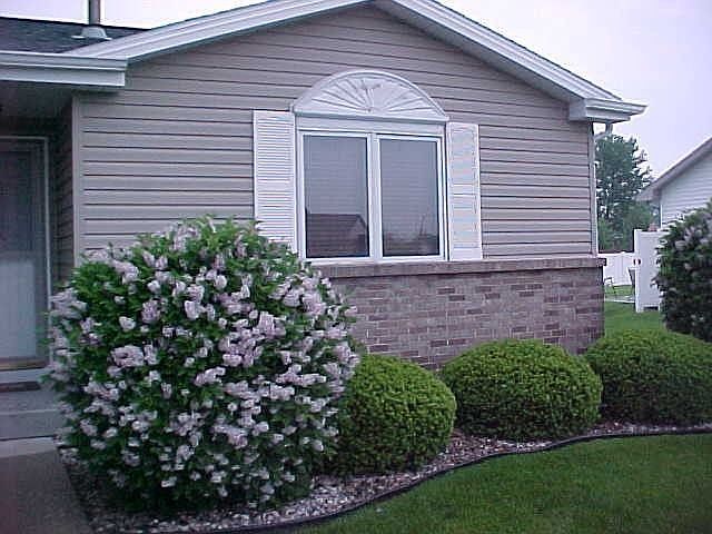 1st image of 720 N Edgemere Dr