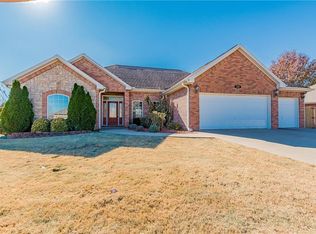 2160 Montclair Ave, Siloam Springs, AR 72761