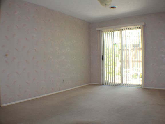 3rd image of 130 Center St Unit 1B