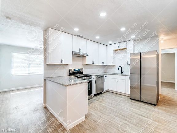 4th image of 1817 Burke Dr