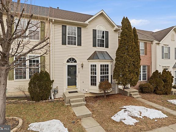 2nd image of 2125 Bexley Dr