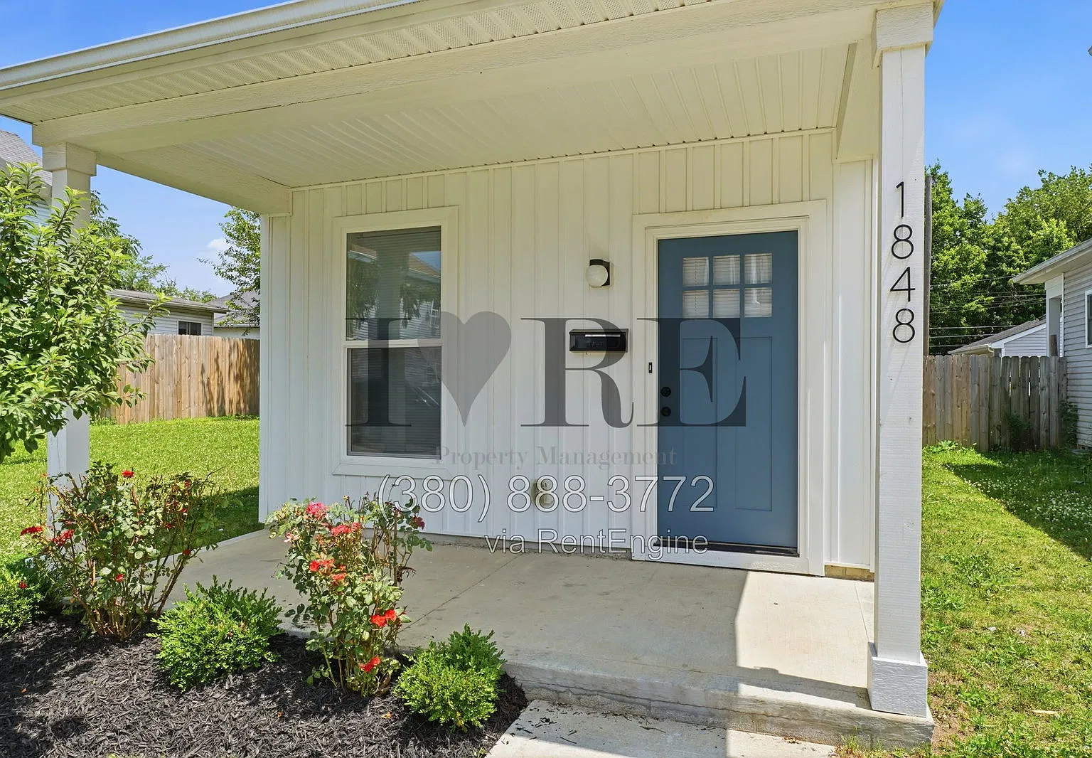 2 bed, 2.5 bath, 1220 sqft, $1,894 — Photo 2