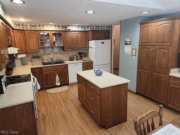 3rd image of 7772 Hidden Hollow Dr