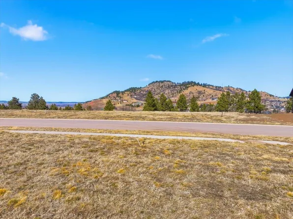 6 Oak Crest Ct, Spearfish, SD 57783