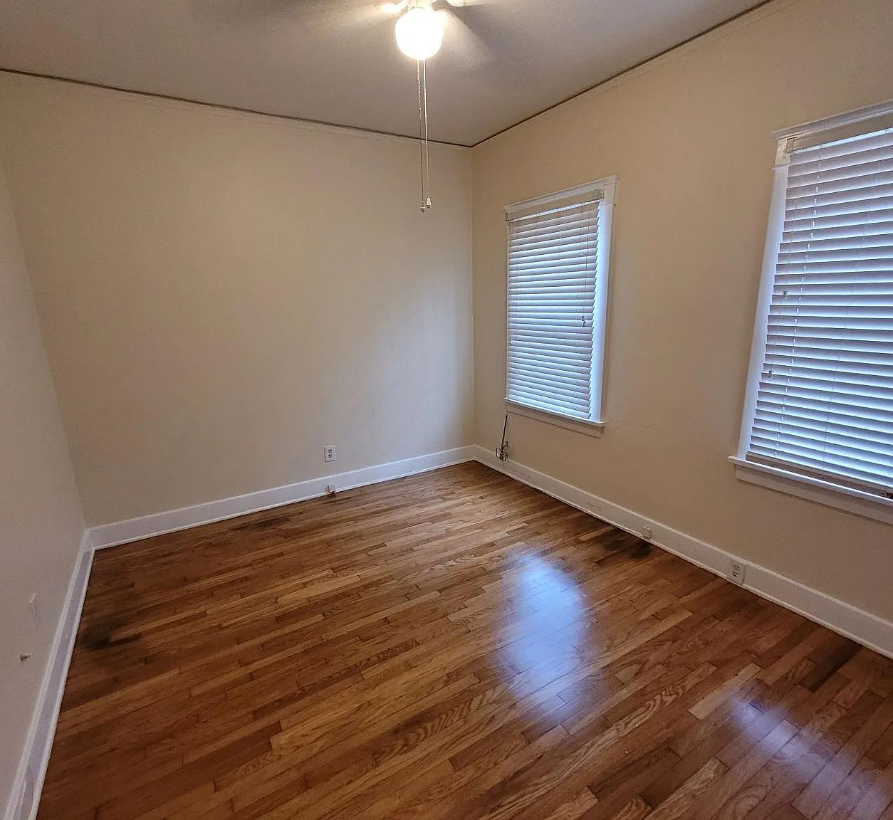 2 bed, 1000 sqft, $2,950 — Photo 4
