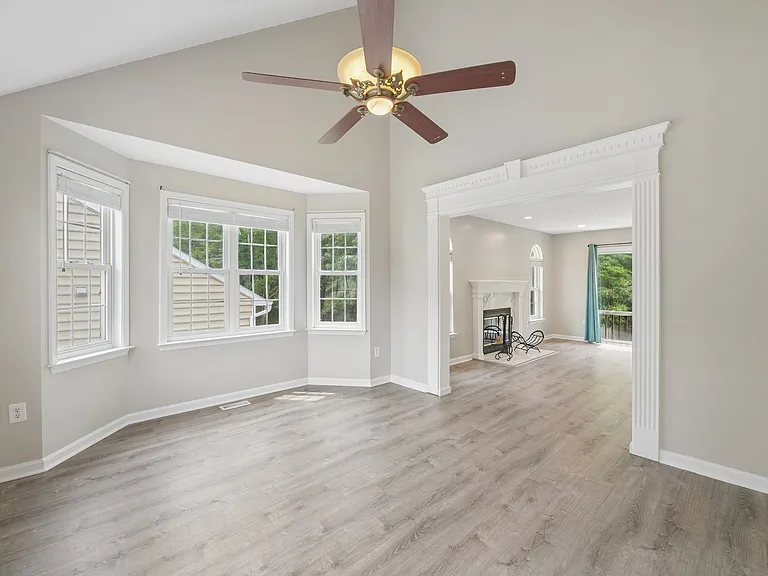 713 Mimosa Cove Rd — Photo 35