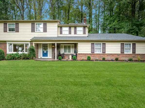 1424 Rhoades Dr, Huntingdon Valley, PA 19006