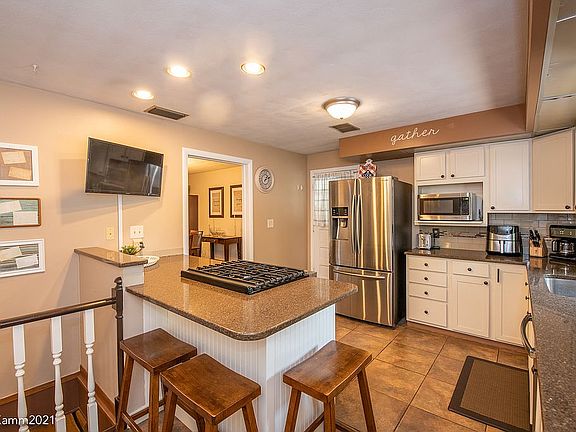 5th image of 6401 N Brookwood Ln