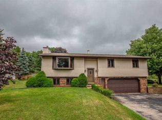 620 Yorktown Rd, Deforest, WI 53532