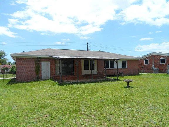 3rd image of 3640 Cherry Laurel Dr