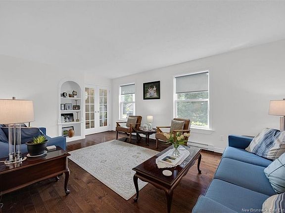 5th image of 9 Burns Ave