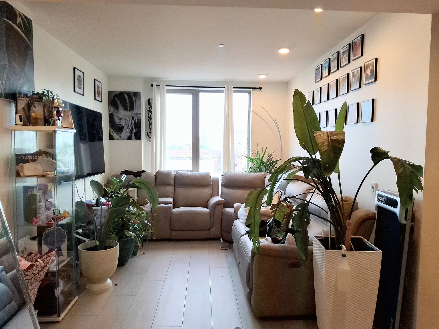33 Little Nassau Street — Photo 2
